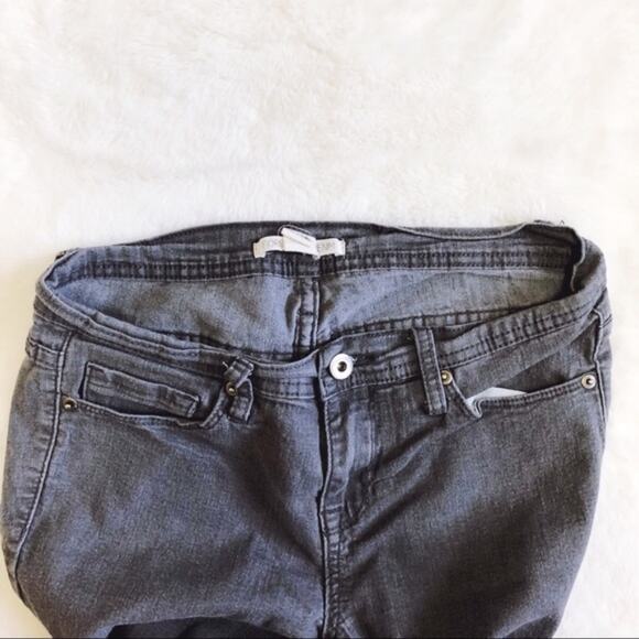 Forever 21 Gray Faded Wash Denim Jeans - Picture 3 of 6